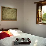 Theophano Art