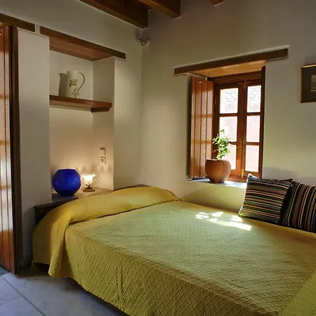 Theophano Art 3* Monemvasía