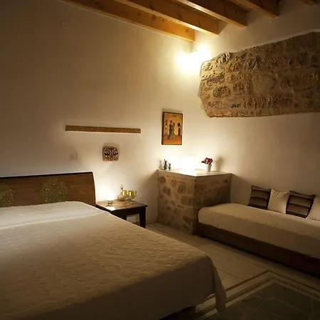 Theophano Art Monemvasía