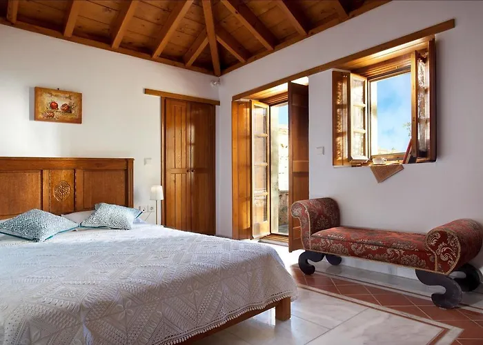 Theophano Art Monemvasía