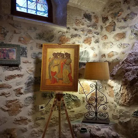 Theophano Art Guest house