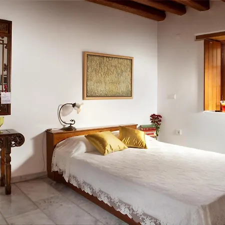 게스트하우스 Theophano Art 모넴바시아