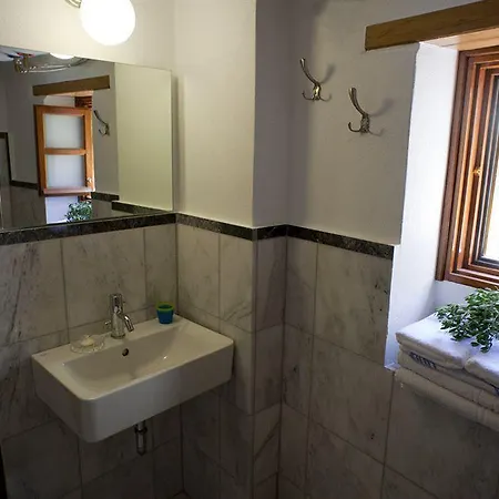 Guest house Theophano Art