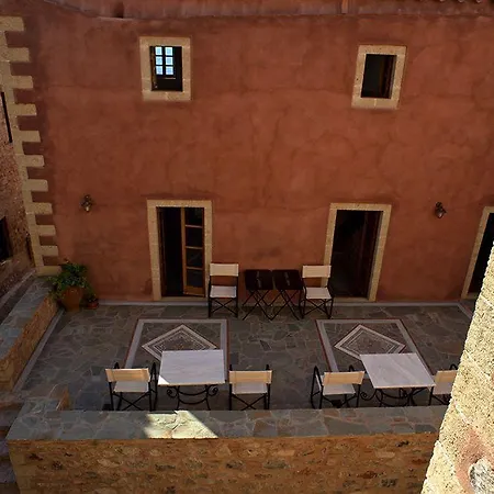 Theophano Art Guest house