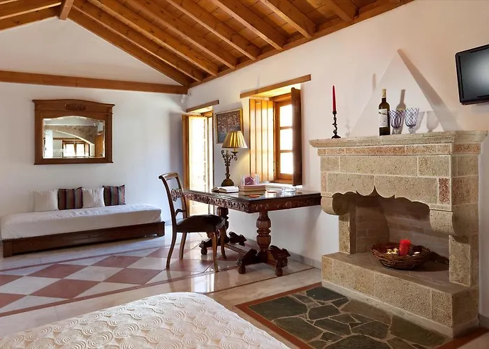 Theophano Art 3* Monemvasía