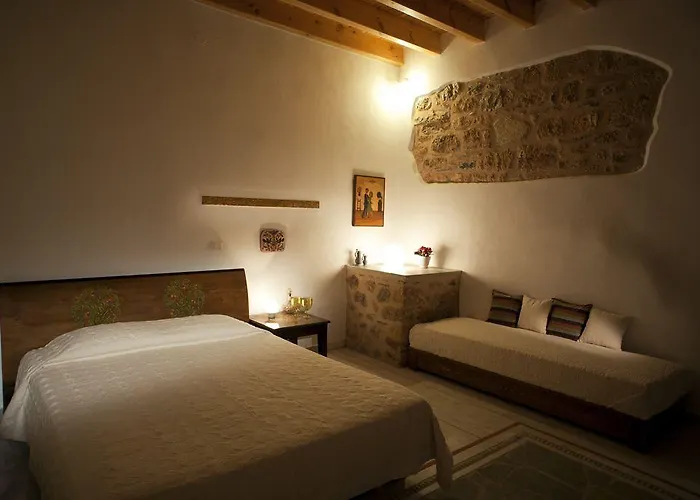 Theophano Art Monemvasía