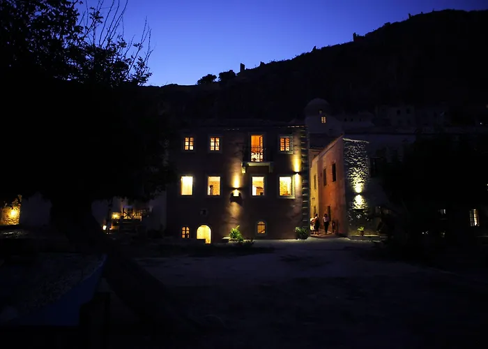 Theophano Art 게스트하우스 모넴바시아