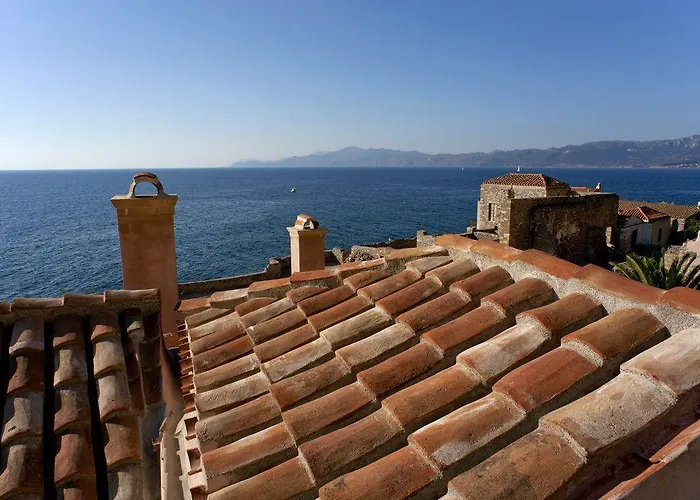 Theophano Art 모넴바시아